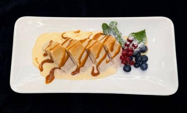 Înghețată Homemade cu Nucă și Caramel